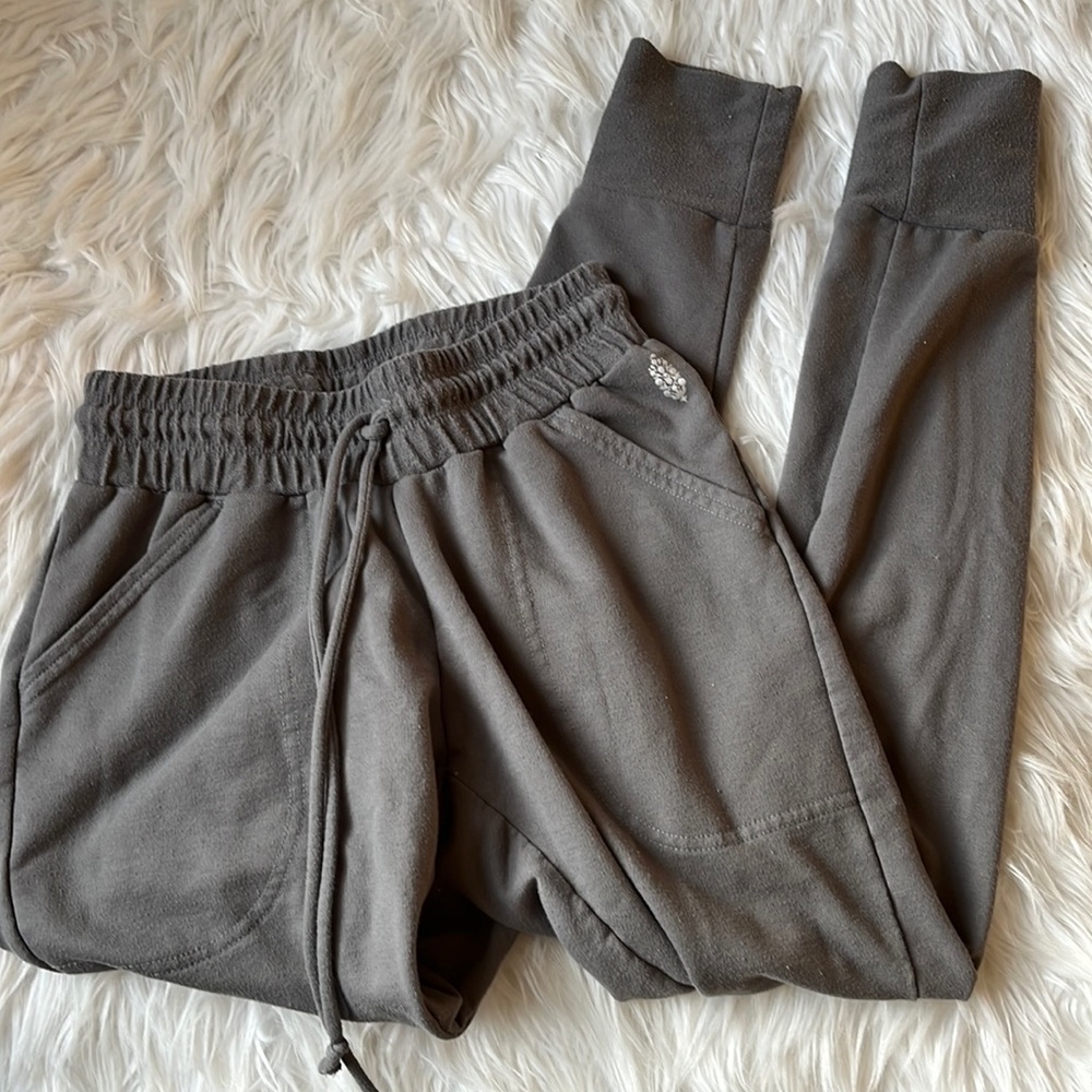 Free people movement sage gray joggers xs